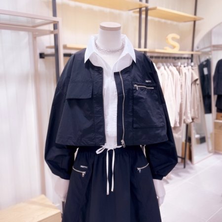 언밸런스 포켓 U넥 크롭 점퍼