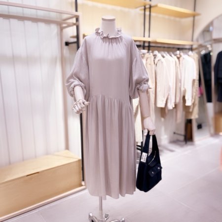 네크러플 루즈핏 7부소매 원피스