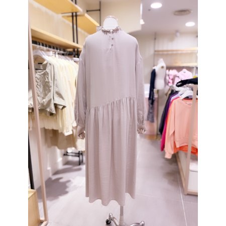 네크러플 루즈핏 7부소매 원피스