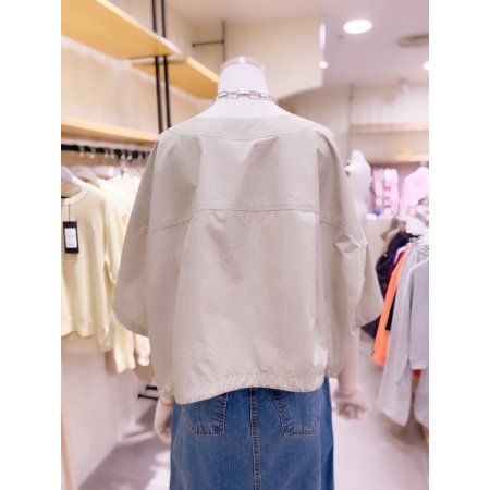 스퀘어넥 크랍 루즈핏 셔츠