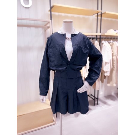 라운드넥 립 포인트 점퍼