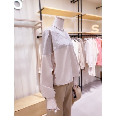 V넥 톤배색 우븐 풀오버