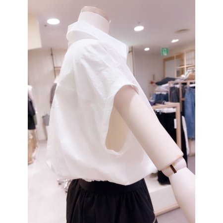 어깨셔링 오버핏 민소매 셔츠