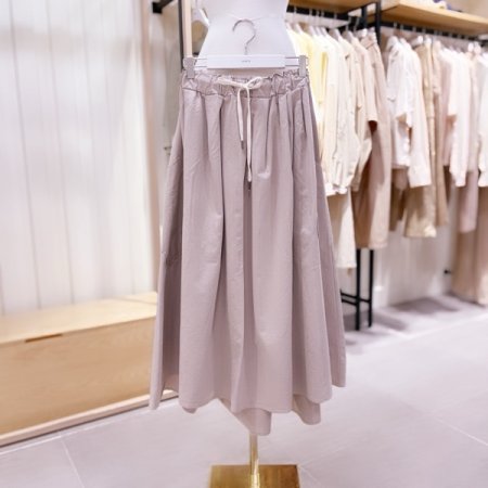 사선 포켓 디테일 밴딩 스커트