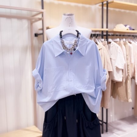 밑단언발 백라인 주름 반팔셔츠