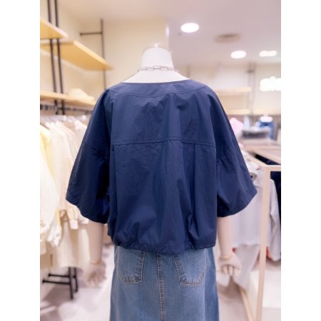 스퀘어넥 크롭 셔츠