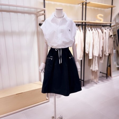 어깨셔링 민소매 셔츠