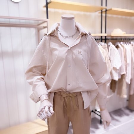 M 자수 후드 셔츠