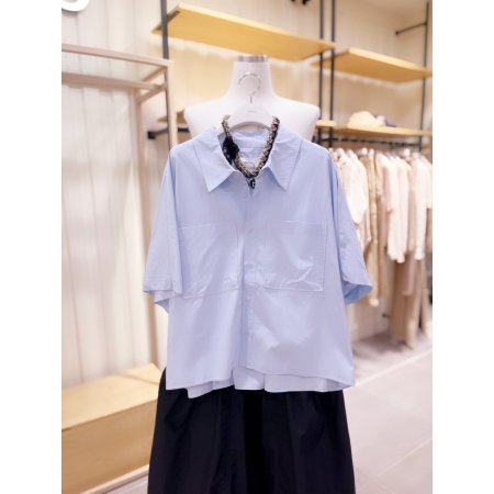 백라인 주름 포인트 셔츠