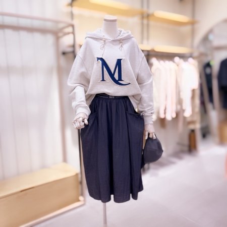 데끼 포인트 M아플리케 후드 티셔츠