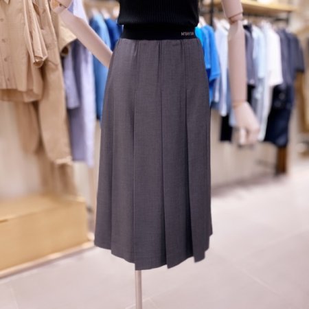 엠버자수 플리츠 스커트