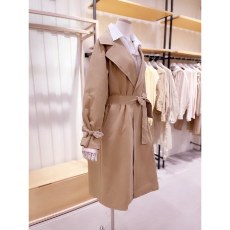배색 벨트 포인트 트렌치 코트