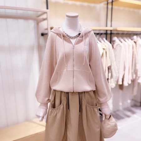 로고자수 포인트 후드 집업 니트