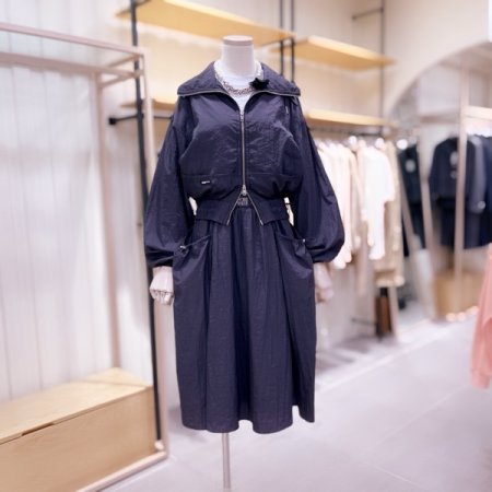 가로포켓 홑겹 크롭 집업 점퍼