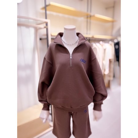 뒷판레터링 요크절개 반집업 맨투맨