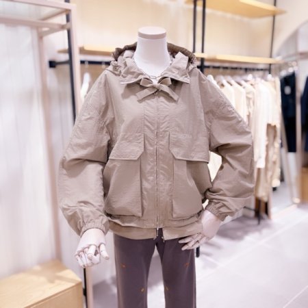 플랩 포켓 포인트 후드 점퍼