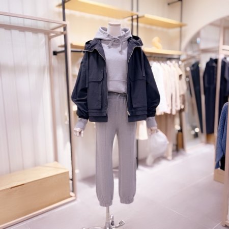 플랩 포켓 포인트 후드 점퍼