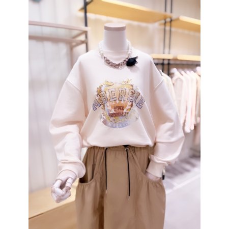 엠블럼 프린트 세미 크롭 맨투맨