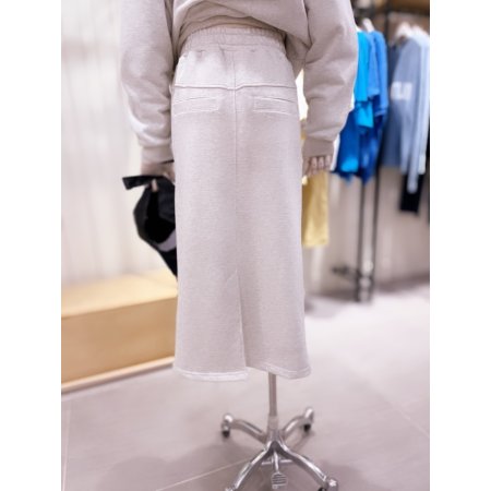 S부클자수 미디 스커트