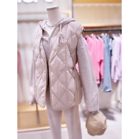 다이아 퀼팅 반 더블 다운 베스트