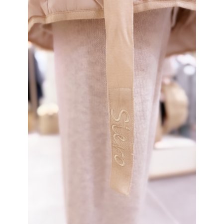 다이아 퀼팅 반 더블 다운 베스트