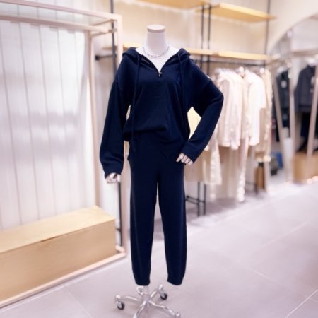 지퍼넥 포인트 밑단트임 후드니트