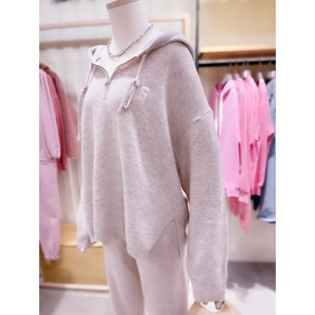 지퍼넥 포인트 밑단트임 후드니트