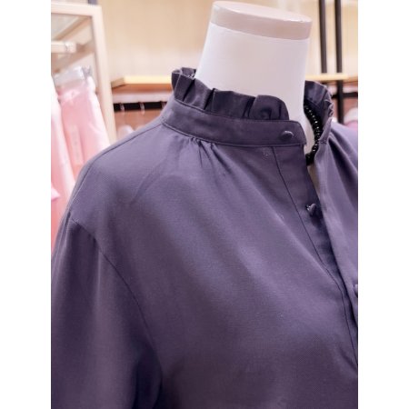 러플 포인트 블라우스