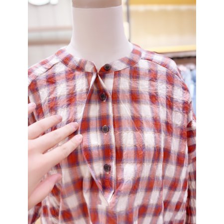 헨리넥 루즈핏 체크 블라우스