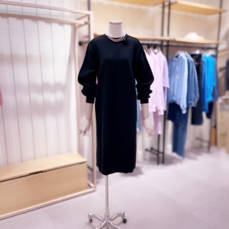 암홀 포인트 로직 믹스 니트 원피스