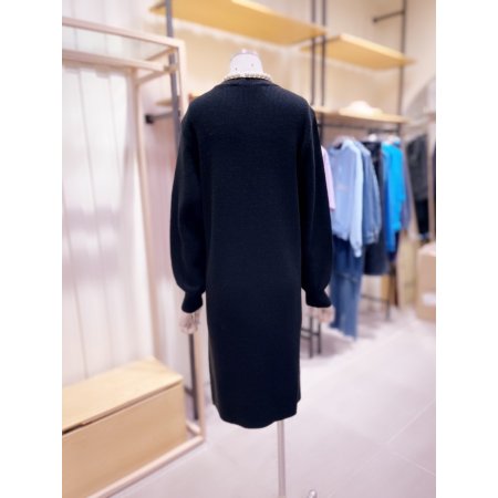 암홀 포인트 로직 믹스 니트 원피스