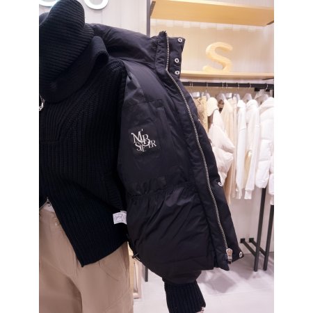 하이넥 세미크롭 덕다운 점퍼