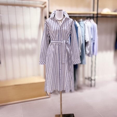 트임 디테일 롱기장 스트라이프 셔츠