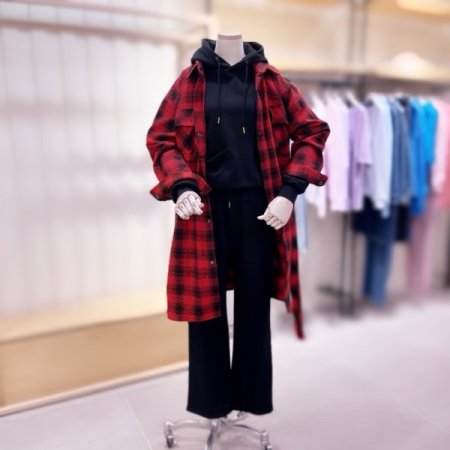 루즈핏 롱셔츠형 체크 점퍼