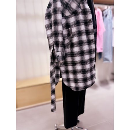 루즈핏 롱셔츠형 체크 점퍼