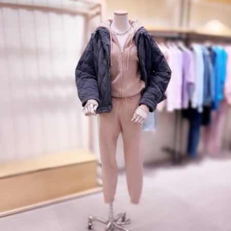 정방형 퀼팅 다운점퍼