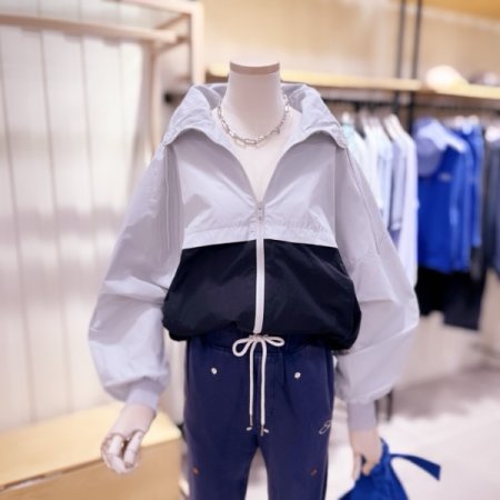 배색 소매 시보리 크랍 점퍼