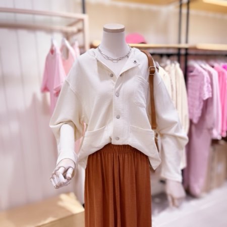 뒤사선 TUCK 디테일 라운드 자켓