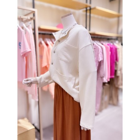 뒤사선 TUCK 디테일 라운드 자켓