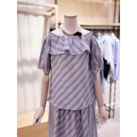 스트라이프 스모킹 오프숄더 블라우스