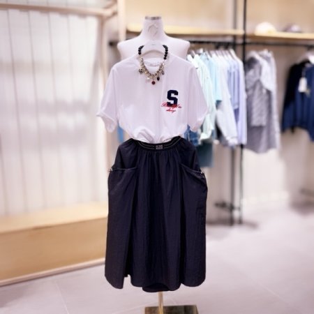 S 자수 반팔 티셔츠