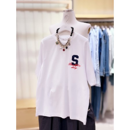 S 자수 반팔 티셔츠