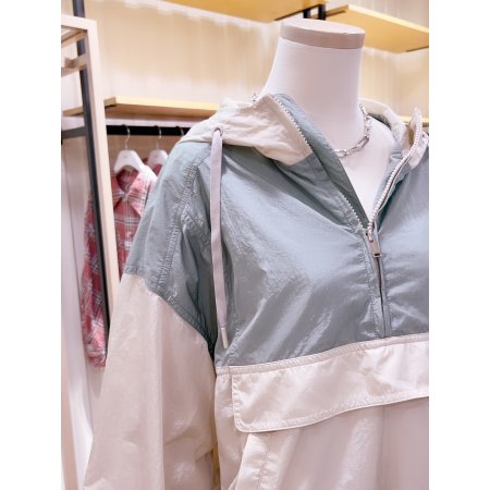 시에로 배색 후드 반집업 아노락 점퍼