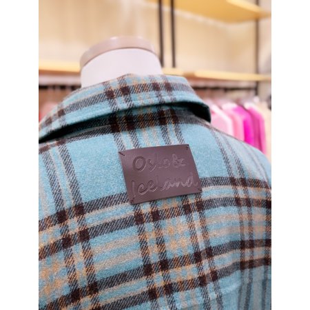 뒷넥 가죽 패치 허리 조임 체크셔츠