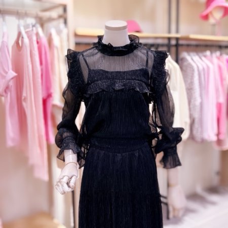 메탈주름지 하이넥라인 러플 블라우스