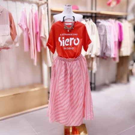 슬림핏 소매턴업 티셔츠