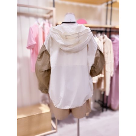 소매배색 스냅여밈 셔츠형 점퍼