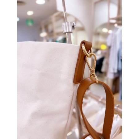 레터링 자수 캔버스 숄더백