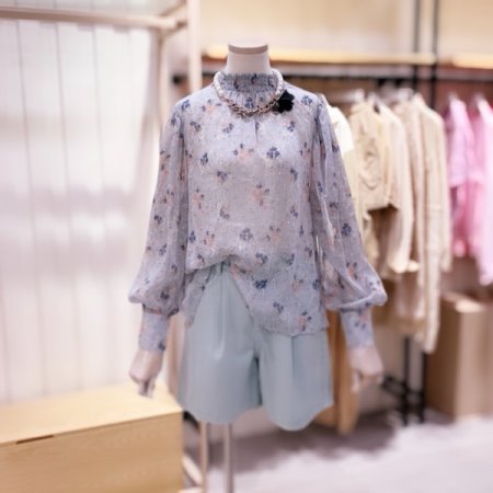 스모킹 금사 플라워 블라우스