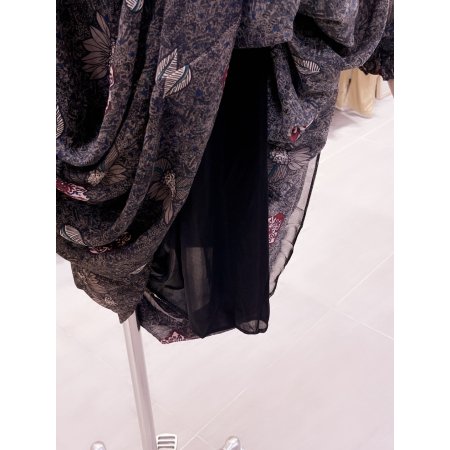 하이넥 러플 플라워 프린트 원피스